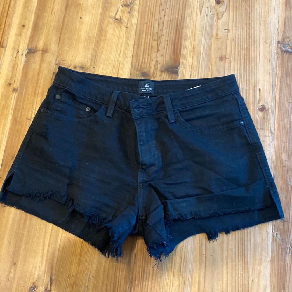 Just Black Jean short